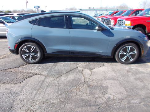 Used 2023 Ford Mustang Mach-E Premium image 2