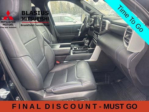 Used 2024 Toyota Tundra Platinum AWD/4WD image 42