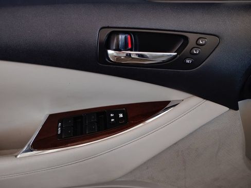 Used 2011 Lexus ES 350 FWD image 20