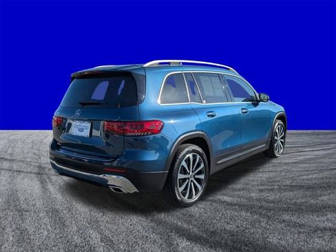 Used 2023 Mercedes-Benz GLB 250 image 4
