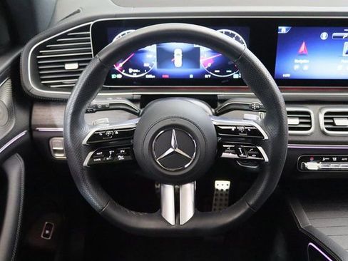 Certified 2025 Mercedes-Benz GLS 450 4MATIC image 5