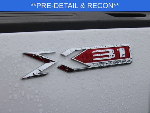 Used 2025 GMC Sierra 3500 SLE image 4