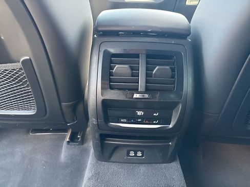 Used 2023 BMW X3 xDrive30i w/ Premium Package w/ZPA AWD/4WD image 33