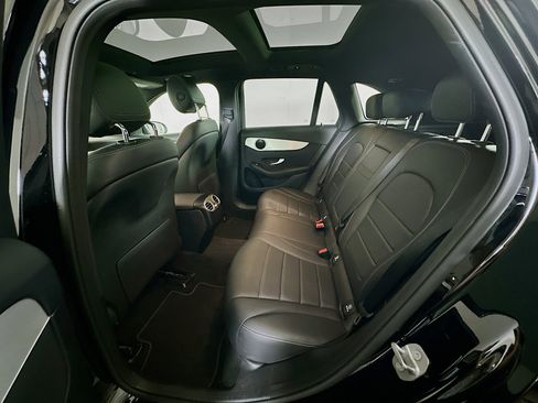 Used 2021 Mercedes-Benz GLC 300 image 30