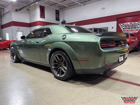 Used 2023 Dodge Challenger SRT Hellcat image 3