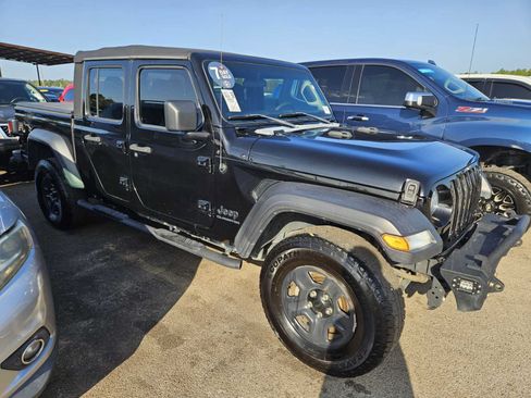 Used 2021 Jeep Gladiator Sport AWD/4WD image 2