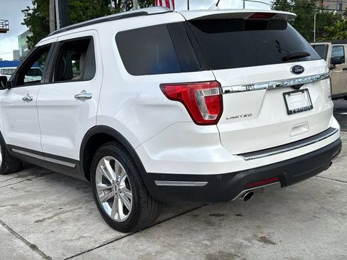 Used 2019 Ford Explorer Limited w/ Ford Safe & Smart Package FWD image 13