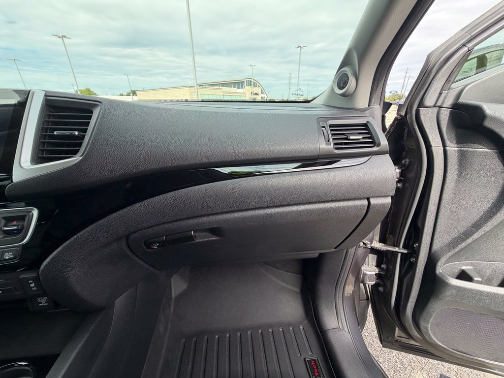 Used 2017 Honda Pilot Touring image 29