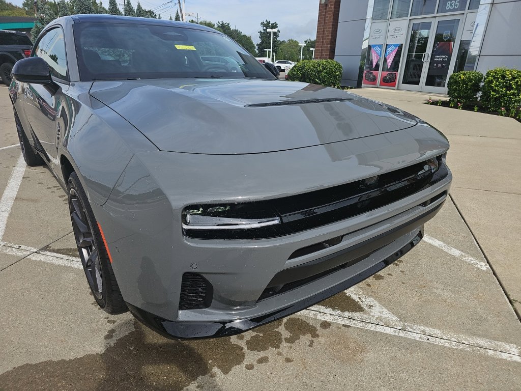 Certified 2026 Dodge Charger Scat Pack w/ Blacktop Package AWD/4WD image 5