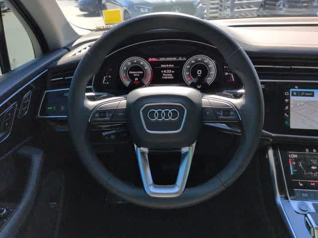 Used 2023 Audi Q7 3.0T Premium Plus w/ Premium Plus Package AWD/4WD image 23