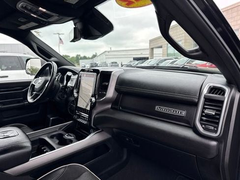 Used 2022 RAM 3500 Laramie AWD/4WD image 27