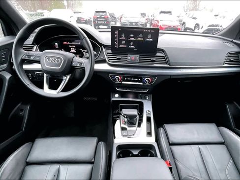 Used 2025 Audi Q5 2.0T Premium image 21