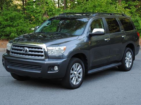 Used 2013 Toyota Sequoia Limited AWD/4WD image 4