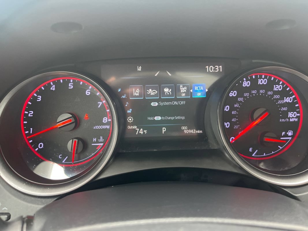 Used 2021 Toyota Camry XSE FWD image 23