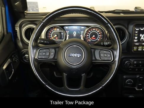 Used 2022 Jeep Gladiator Sport AWD/4WD image 7