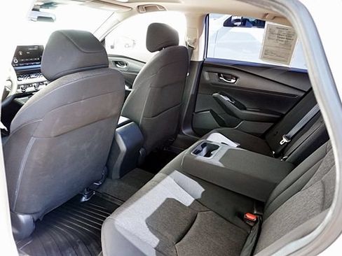 Used 2023 Honda Accord EX image 17