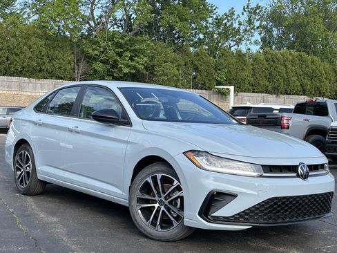 New 2026 Volkswagen Jetta Sport FWD image 2
