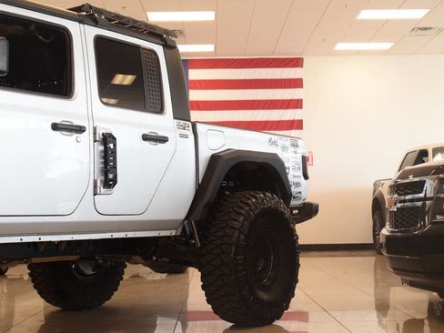 Used 2022 Jeep Gladiator Sport AWD/4WD image 19