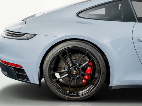 Used 2024 Porsche 911 Carrera 4 GTS image 8