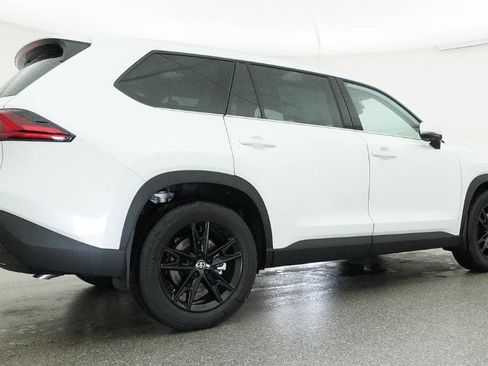 New 2026 Toyota Grand Highlander Platinum image 28