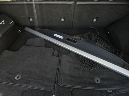 Used 2025 Genesis GV70 3.5T Sport image 12