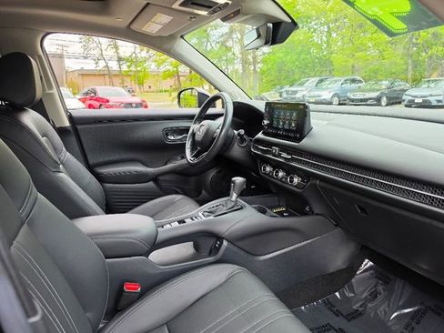 Used 2024 Honda HR-V EX-L image 11