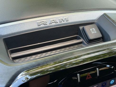 Used 2023 RAM 1500 Big Horn AWD/4WD image 32