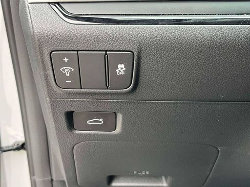 Used 2026 Kia K5 GT-Line w/ GT-Line Premium Package FWD image 17