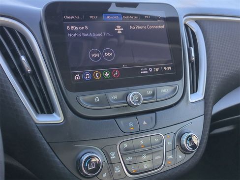 Certified 2024 Chevrolet Malibu LT image 13