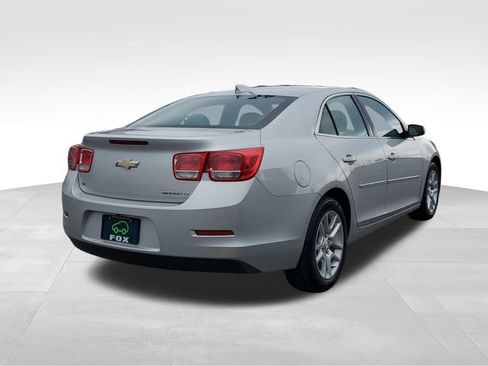 Used 2016 Chevrolet Malibu LT w/ Power Convenience Package image 5