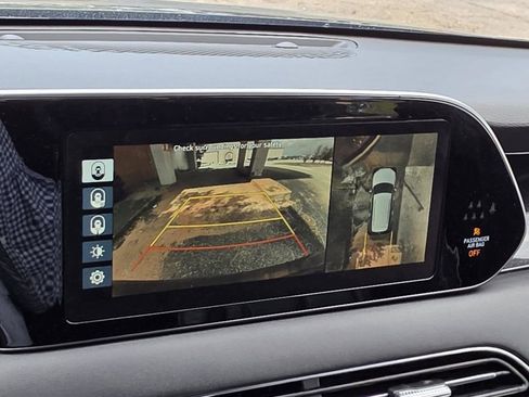 Used 2020 Hyundai Palisade Limited image 18