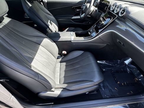 Certified 2025 Mercedes-Benz CLE 300 4MATIC Coupe image 15