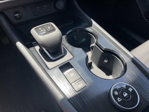 Certified 2026 Nissan Rogue SV image 27