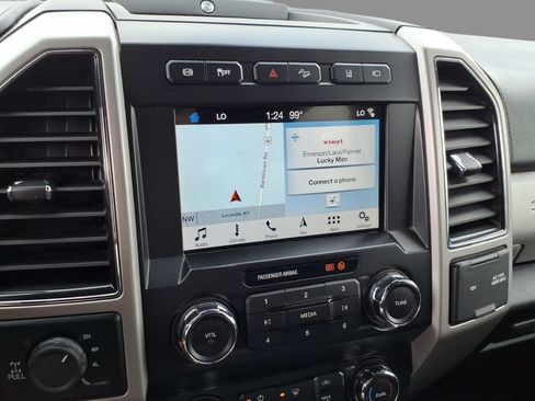 Used 2019 Ford F350 Lariat w/ Lariat Ultimate Package AWD/4WD image 26