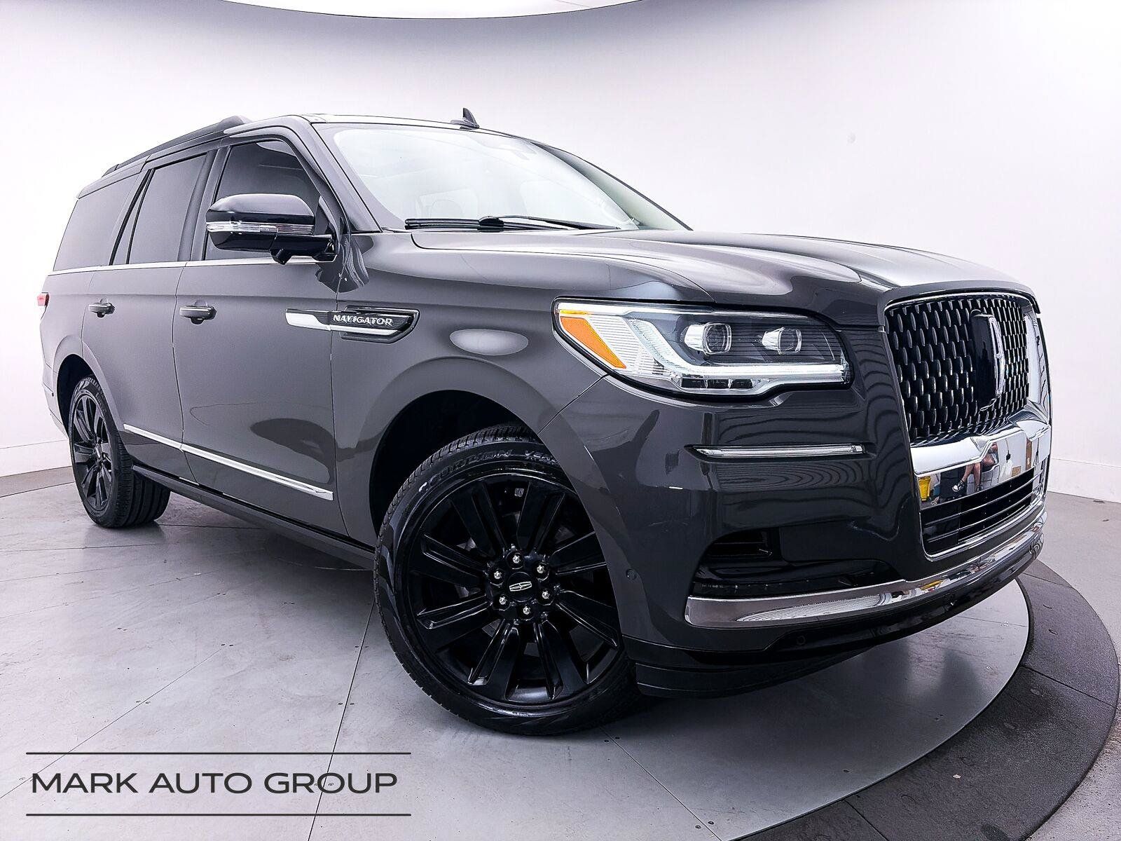 Used 2022 Lincoln Navigator Black Label AWD/4WD image 1