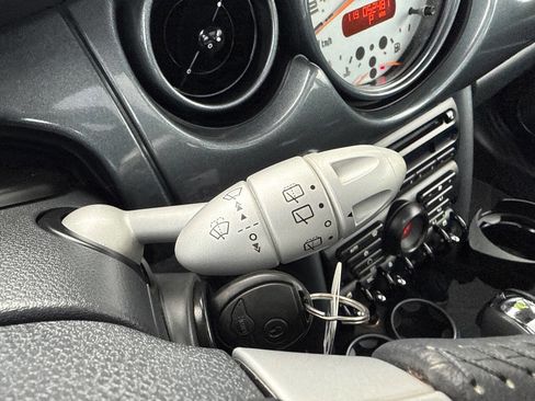 Used 2004 MINI Cooper Hardtop image 26