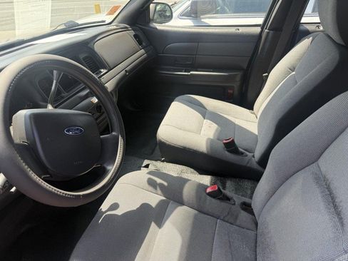 Used 2011 Ford Crown Victoria Police Interceptor w/ Trunk Pack RWD image 4