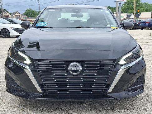 Certified 2025 Nissan Altima 2.5 S FWD image 2
