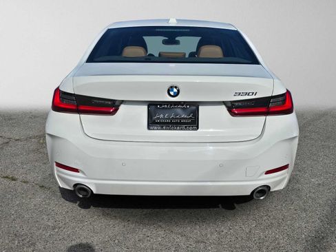 Used 2023 BMW 330i Sedan RWD image 4
