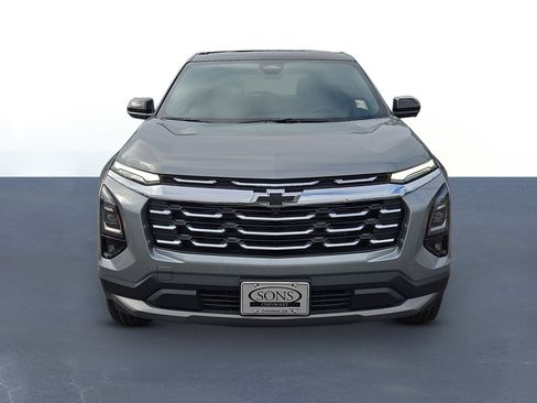 New 2026 Chevrolet Equinox LT w/ Safety and Technology Package image 2