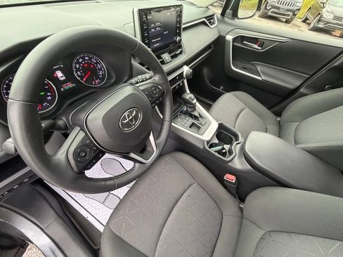 Used 2020 Toyota RAV4 XLE w/ Convenience Package AWD/4WD image 19