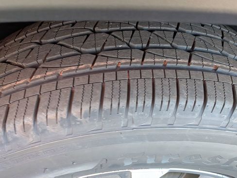 New 2026 Chevrolet Equinox LT w/ Convenience Package II image 12