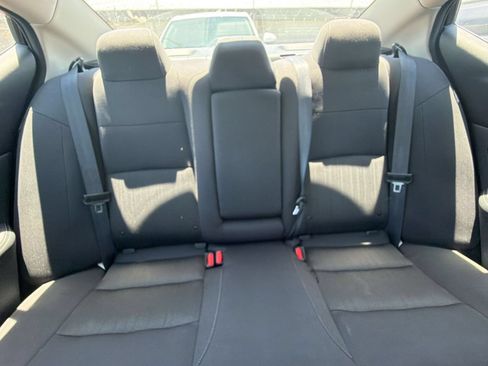 Used 2025 Nissan Altima 2.5 SV FWD image 34