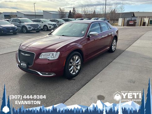 Used 2019 Chrysler 300 Limited image 7
