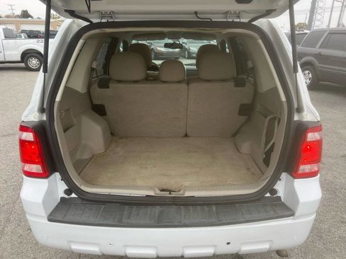 Used 2011 Ford Escape XLT image 13
