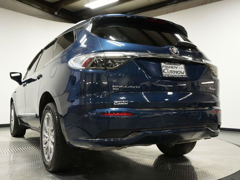 Used 2023 Buick Enclave Avenir w/ Avenir Technology Package AWD/4WD image 31