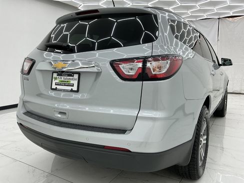 Used 2015 Chevrolet Traverse LT FWD image 8
