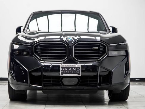 Used 2023 BMW XM AWD/4WD image 11