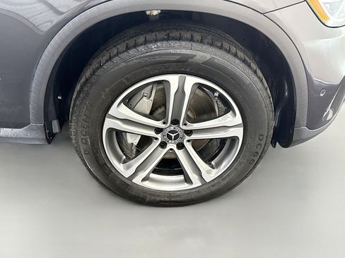 Used 2021 Mercedes-Benz GLC 300 image 32