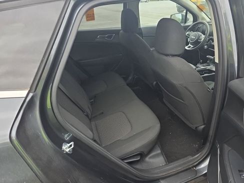 Used 2024 Kia Sportage LX FWD image 13